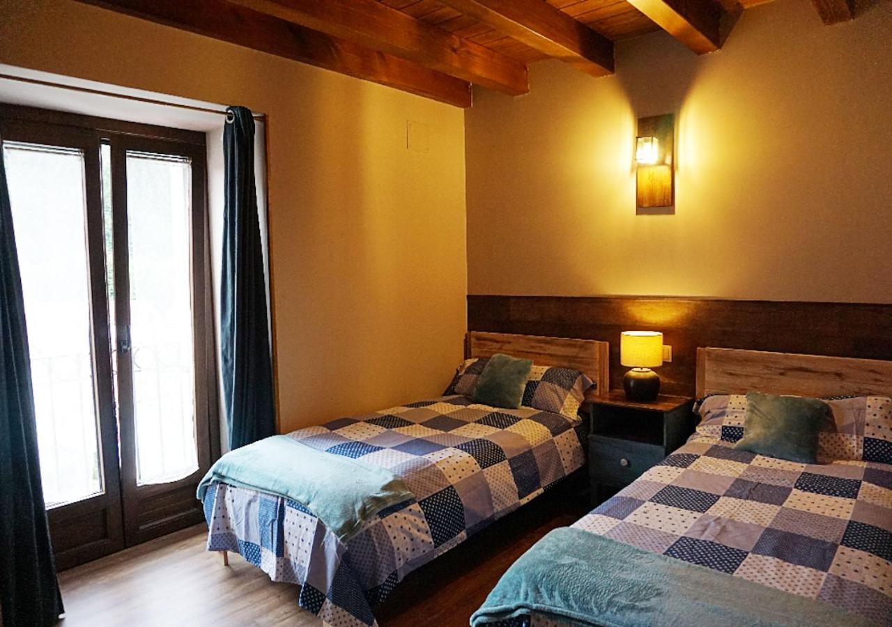 Xandua Etxea - Selva De Irati - Villa Izalzu Buitenkant foto